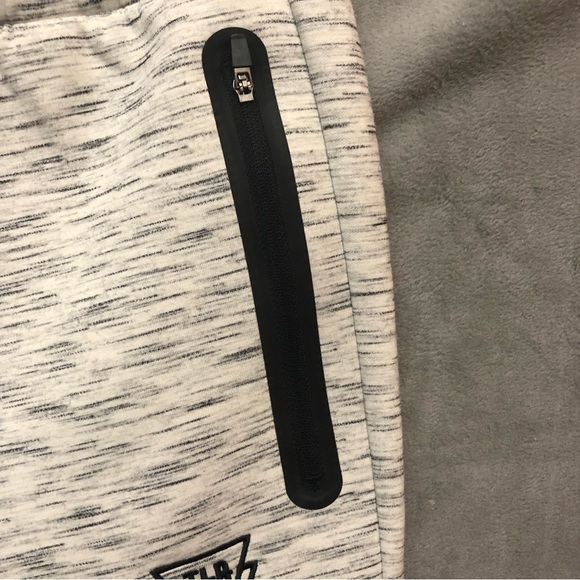 The Lost Breed Men’s Logo Heathered Joggers Sweatpants White Black Small - Picture 5 of 11